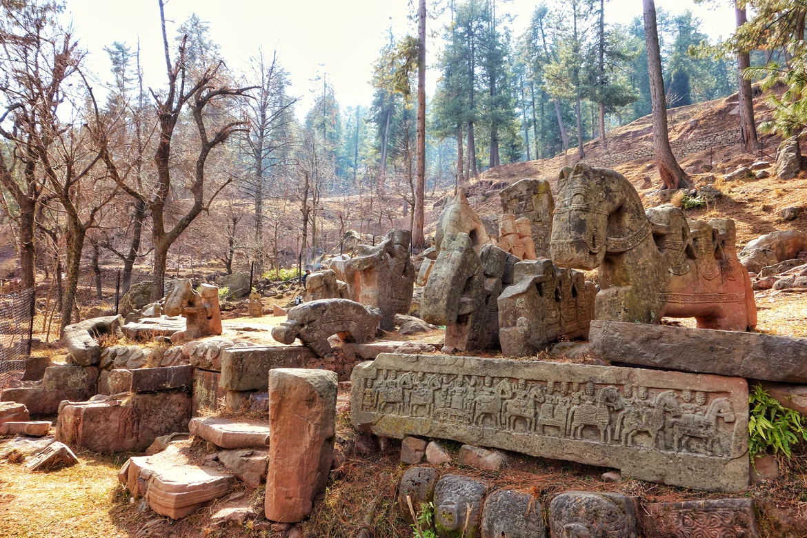 The reliefs of Horsemen can also be seen on the base