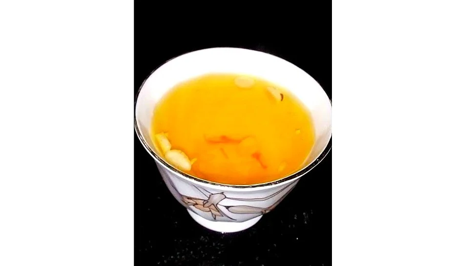 Saffron infused Kashmirir kahwah