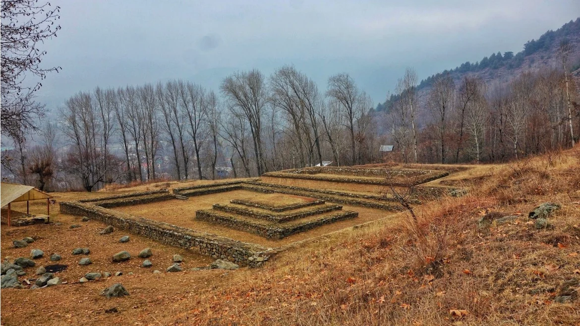 Another view of the Structures on the first Tier