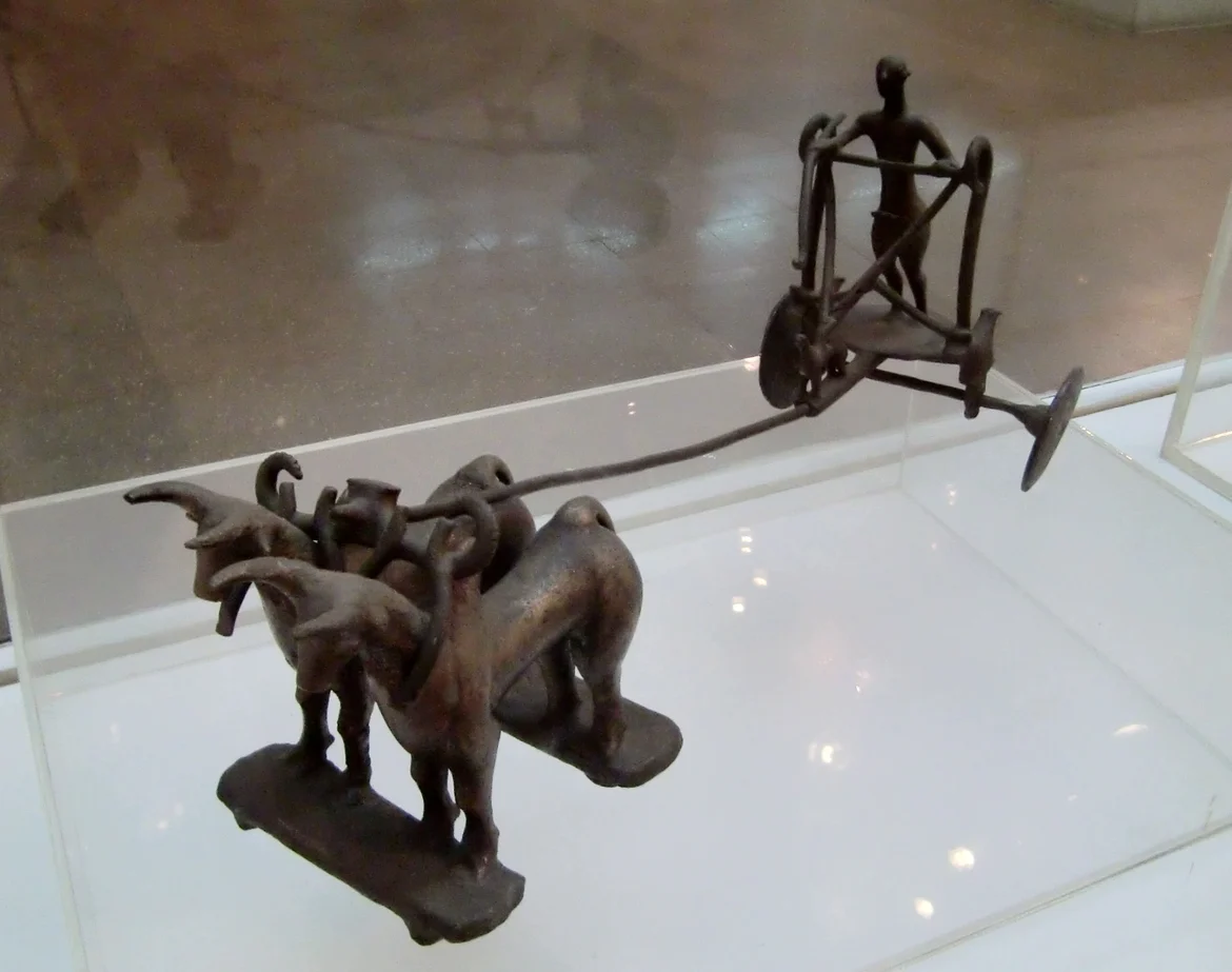 The bronze sculpture of the Daimabad Man 