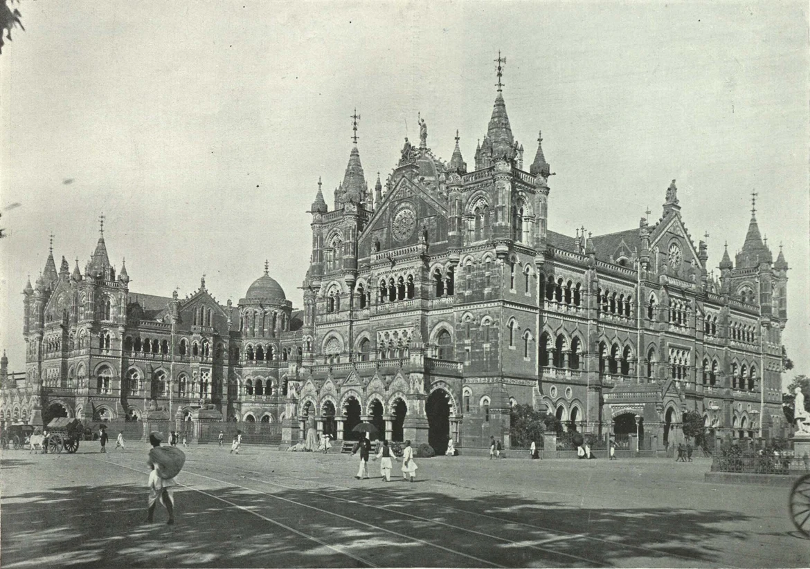 Victoria Terminus (now Chattrapati Shivaji Terminus), Bombay, circa 1905