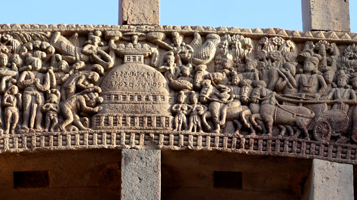 King Ashoka visits Ramagrama (in present-day Nepal) to take the relics of Buddha