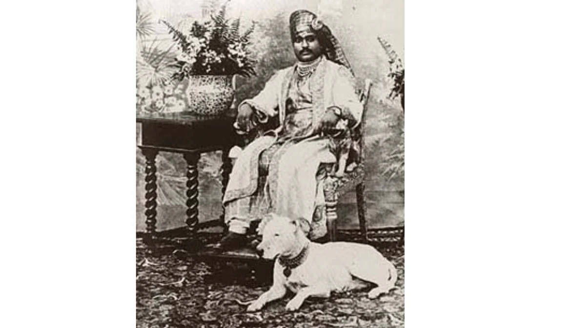 Nawab Mahabatkhanji III with his dog