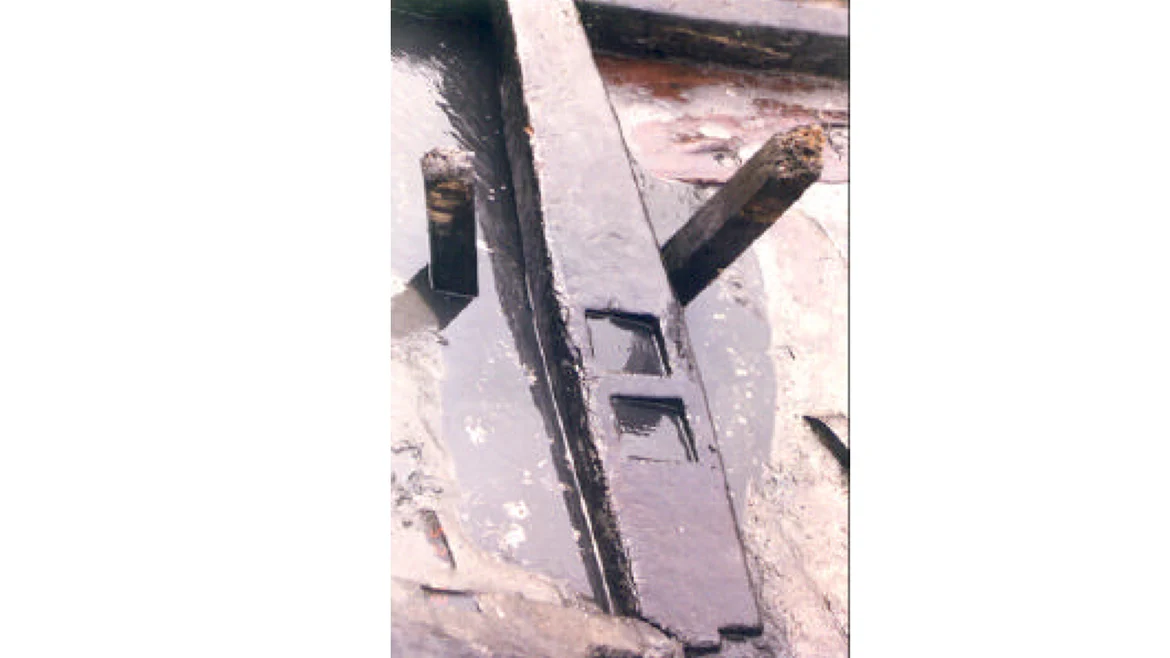 Mast step in the bow of the Boat