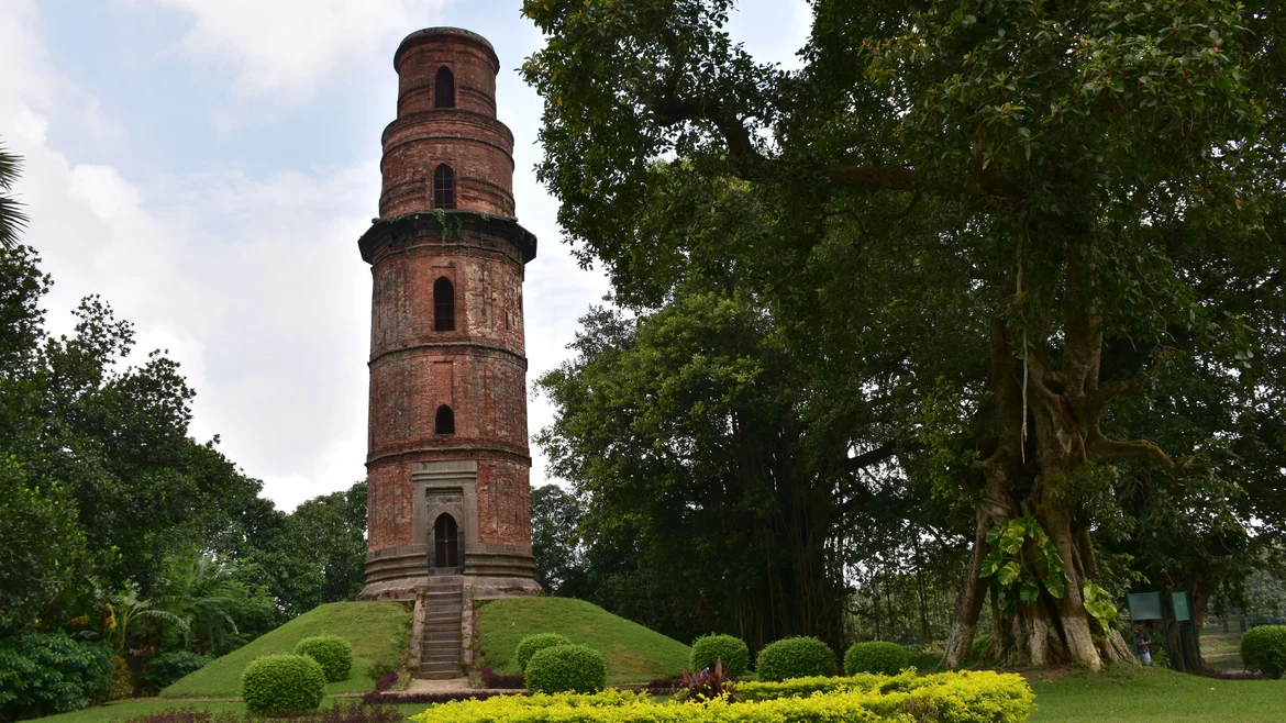 Feroz Minar in Gaur