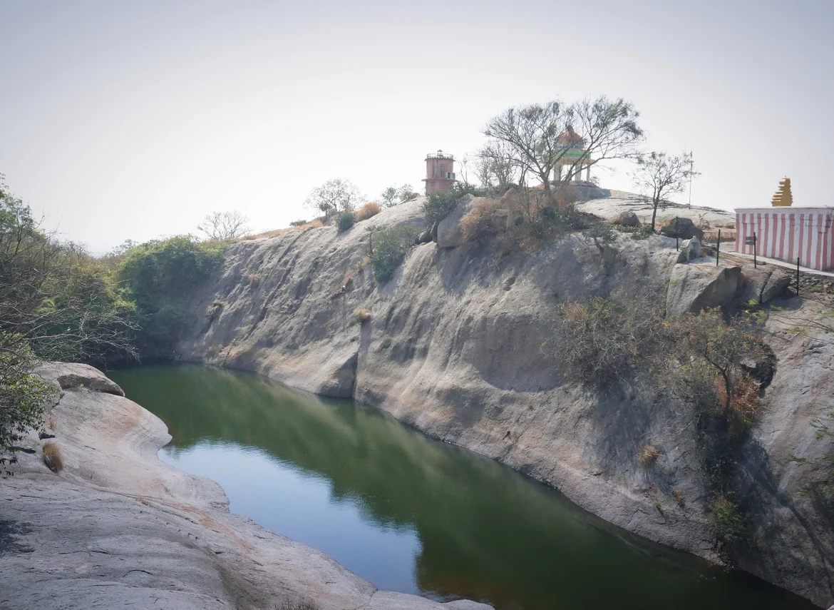 “Several Brahmans reside at the summit, for the place is reputed holy … it is plentifully supplied with water from several large cavities … called Donays.”