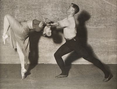 Anna Pavlova and Laurent Novikoff rehearsing ‘Ajanta Frescoes’