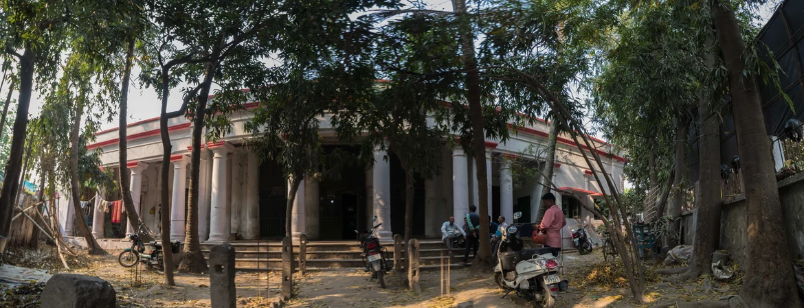 A panoramic view of the facade of Patna Collectorate’s Dutch-era Record Room. Oscar-winning film ‘Gandhi’ was shot here