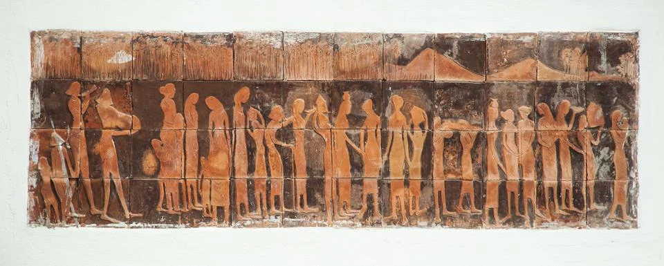 The Tusu Mural that still adorns the wall of Vice-Chancellor’s residence was created by Dr. Purnima Sinha