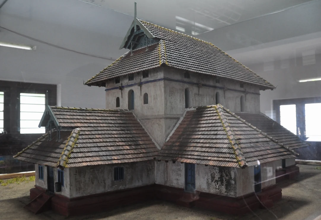 Structure of the old mosque 