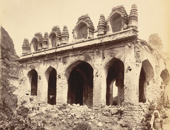 Mandapa near the granary (south-east), Gingee