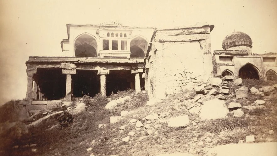 Buildings on the Krishnagiri 