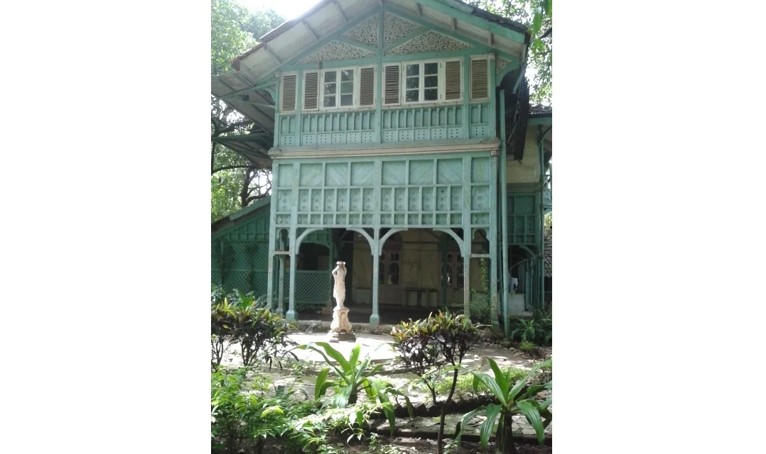 The Deans Bungalow at the JJ School of Art
