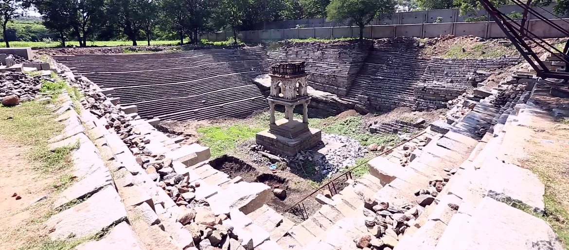 Stepwell in Penukonda