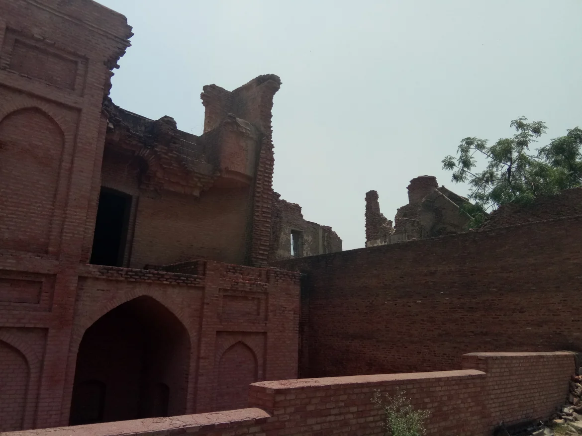 The <i>sarai</i>, today in a dilapidated state