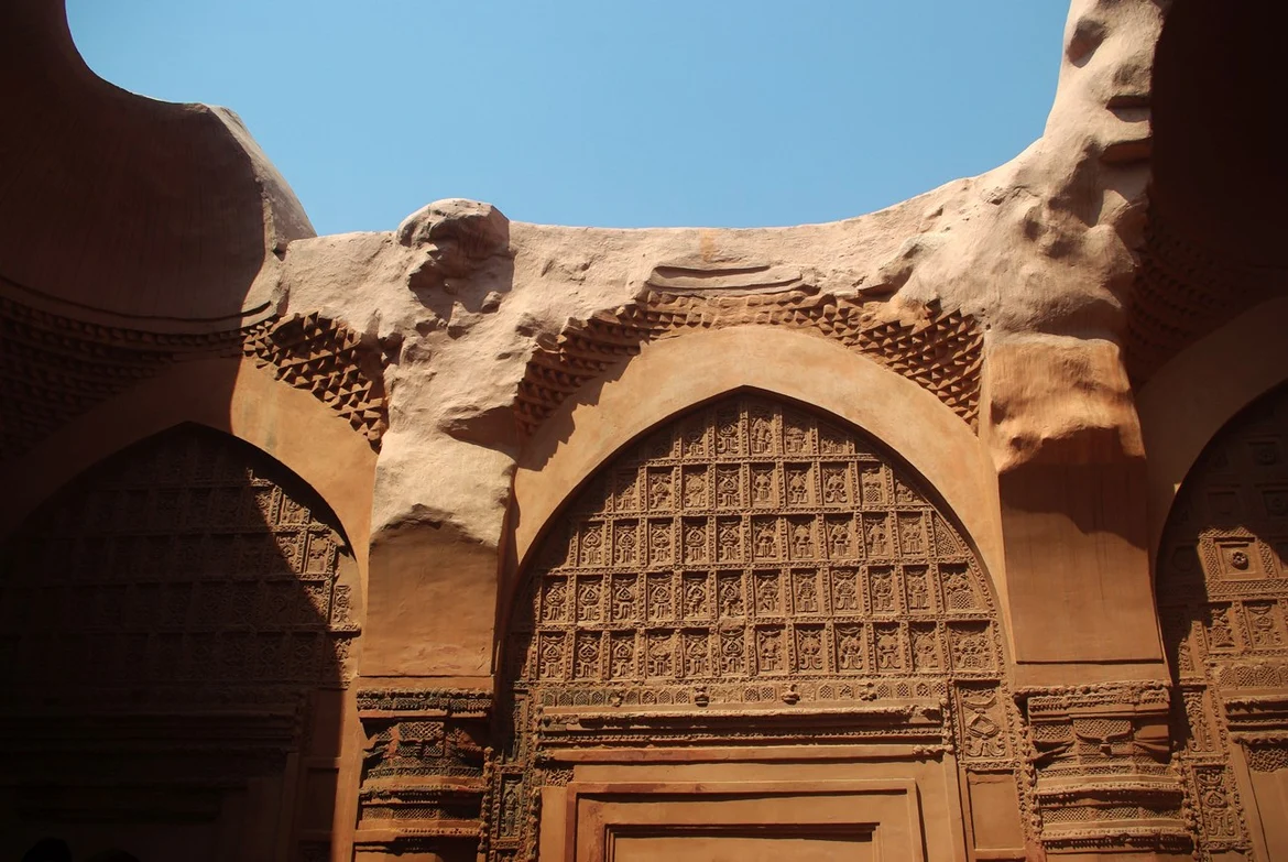 Motichur mosque tympanum