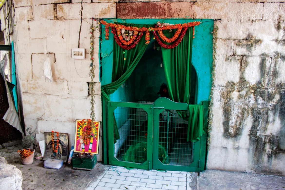 An unknown temple
