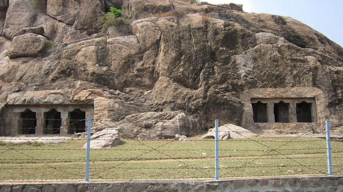 Mamandur cave temple