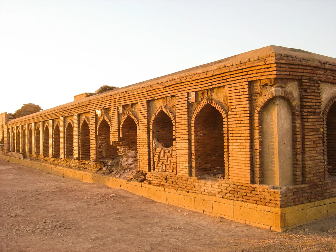 Structure in Makli