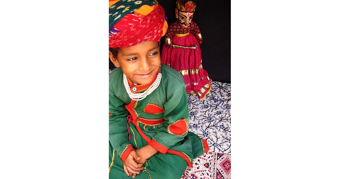 A child with the puppet