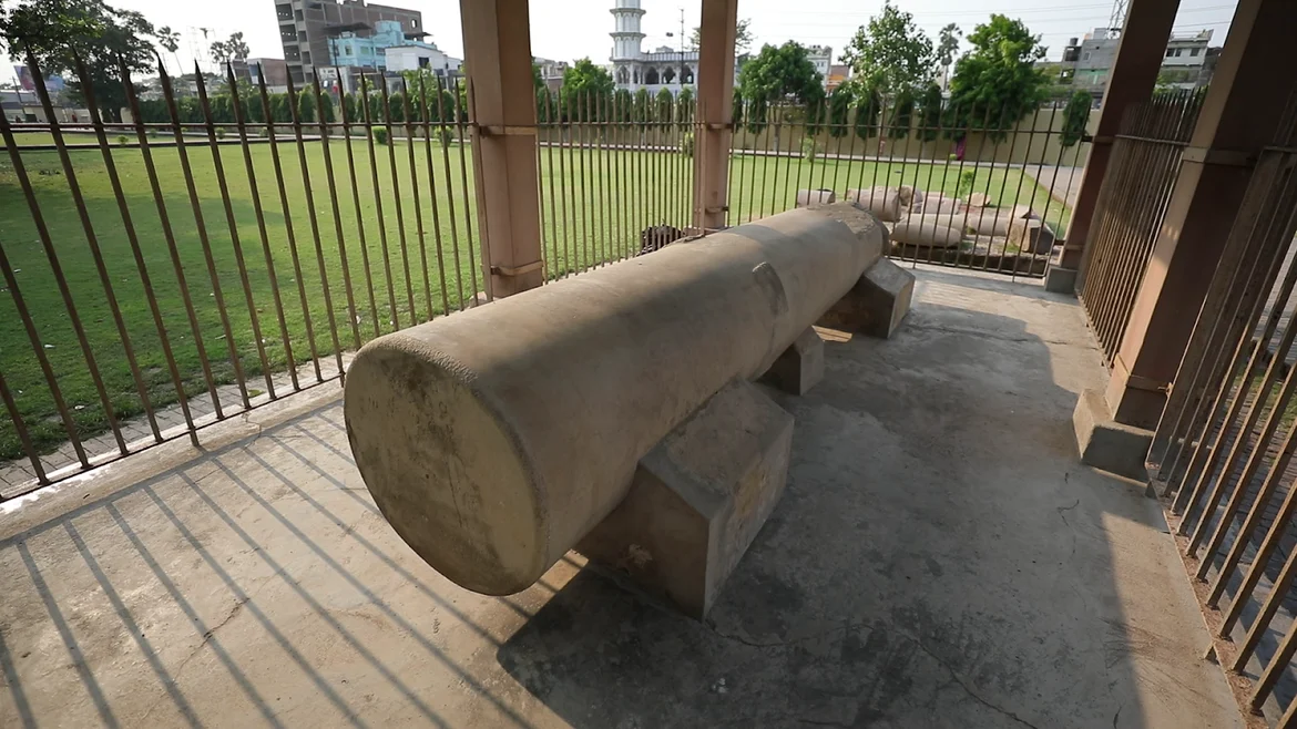 Polished pillar from Pataliputra 