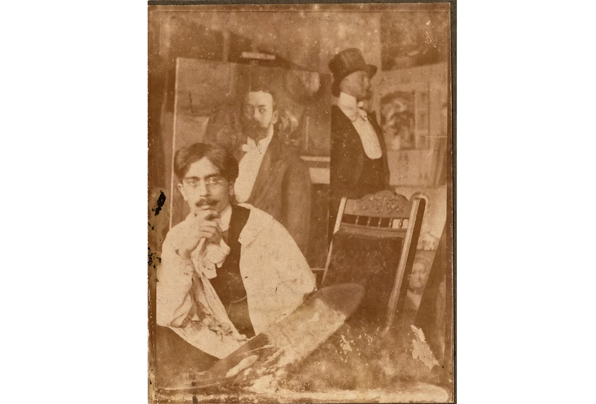 Siodia in his studio