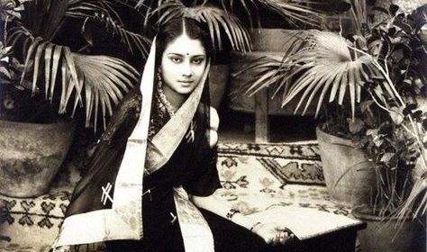 A young Vijayaraje Scindia