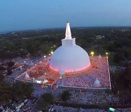 Ruwanwelisaya (Aerial view)