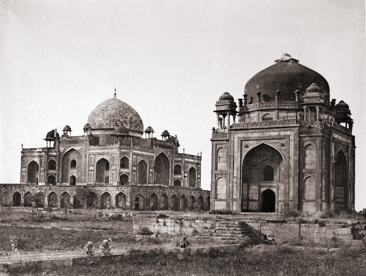 Barber’s Tomb with Humayun’s Tomb