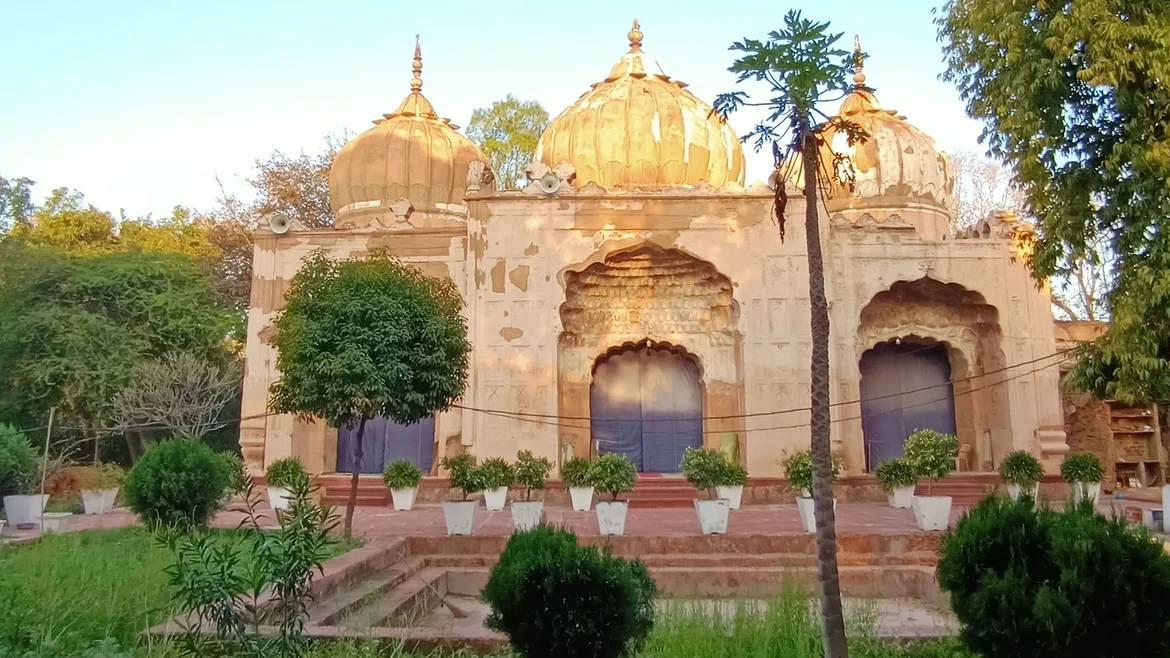 Shahi Masjid