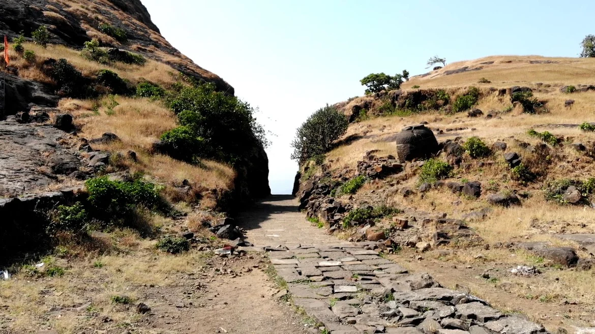 Naneghat Pass with the toll-collection jar