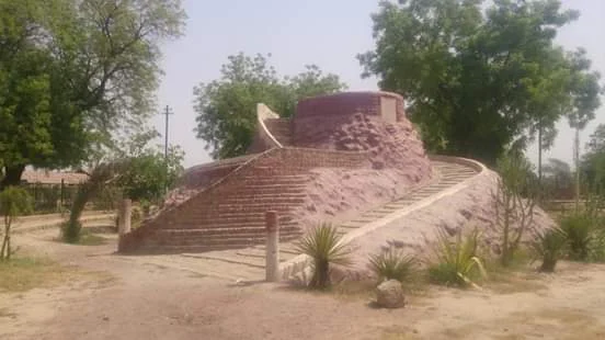 Memorial of Toba Tek Singh in Teku Park