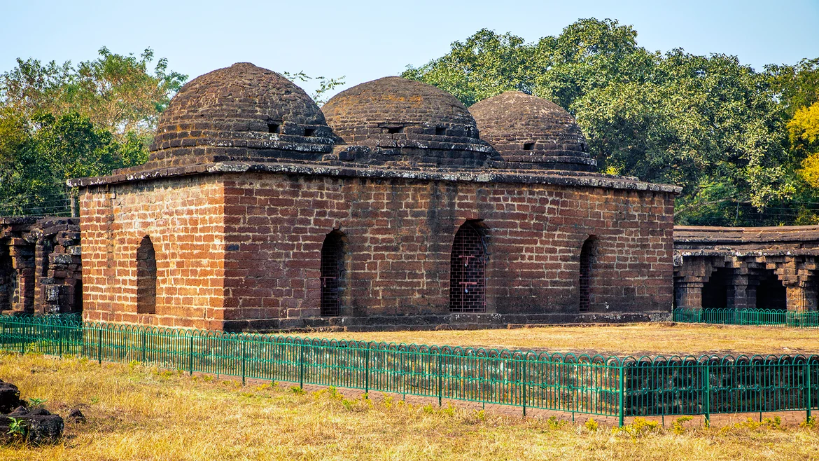 Kurumbera Fort’s Mosque