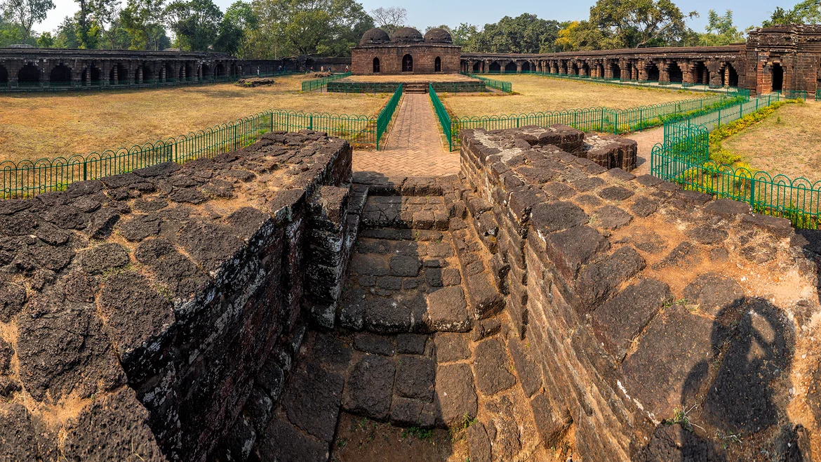 Kurumbera Fort’s panoramic view of the interiors