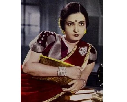 Screen shot as “Akhtari Fyzabadi” from film Roti (1942)