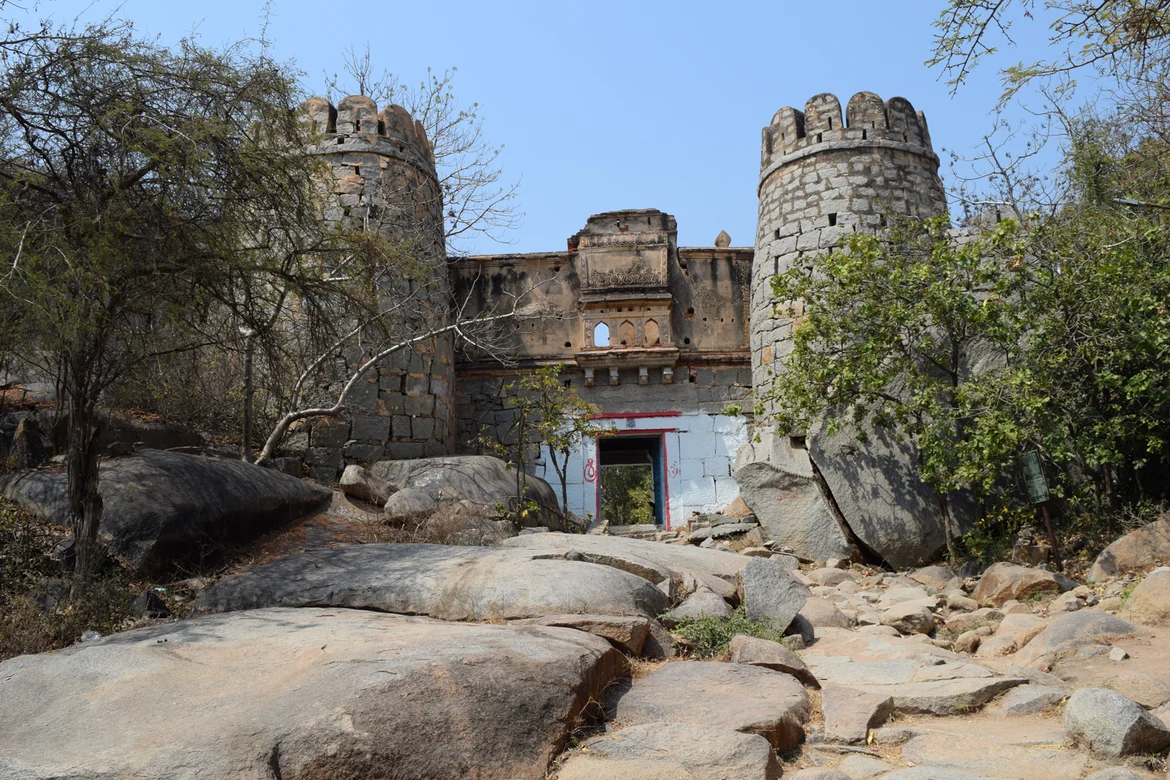 Entrance to Vali’s Fort