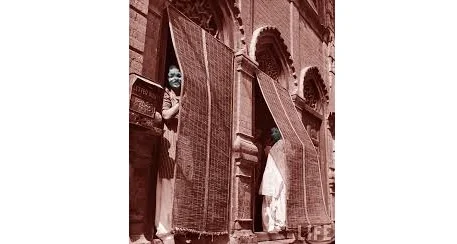 The view of a balcony in Heera Mandi