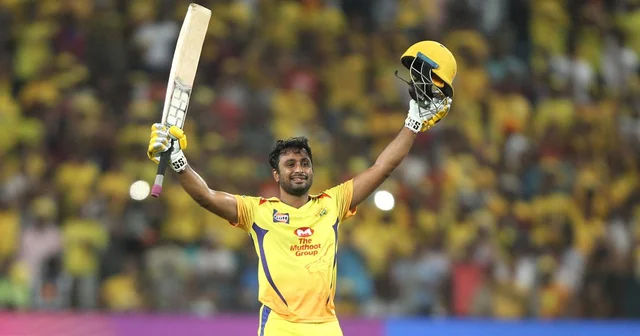 உலகக்கோப்பையில் இடம் இல்லை என்கிற ஏமாற்றத்தால் ஓய்வு அறிவித்தேன்.. ஆனால், : மனம் மாறிய அம்பதி ராயுடு !