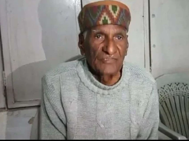 बीजेपी नेता गौतम का पत्र : गडकरी को डिप्टी पीएम, योगी को हटाकर राजनाथ को बनाओ यूपी का सीएम, अमित शाह भी हटें