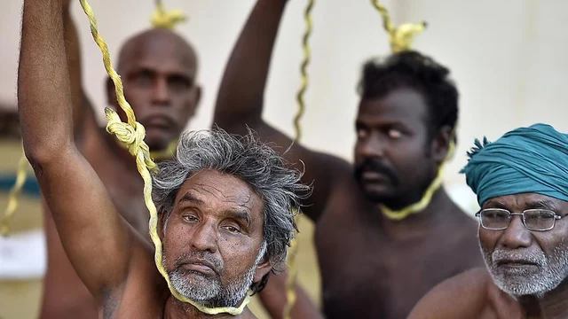 തമിഴ്നാട്ടിലെ കര്ഷകര് ഡല്ഹിയില് നടത്തിയ സമരം 