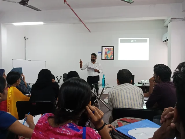കെഎഎസിലെ സംവരണ അട്ടിമറി: നവോത്ഥാന വായ്ത്താരിക്കിടയിലെ ഗൂഢനീക്കം