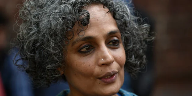 അരുന്ധതി റോയ് 