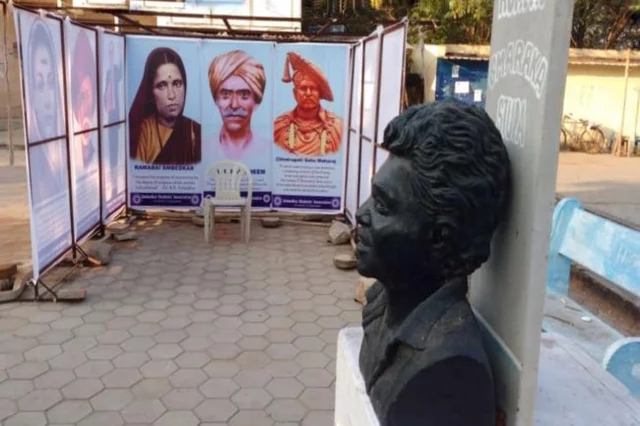 രോഹിത് വെമുല സമര സ്മാരകം ‘വെള്ളിവാട’ ഹൈദരബാദ് സര്വ്വകലാശാല അധികൃതര് പൊളിച്ചുനീക്കി; പ്രതിഷേധം ശക്തം, വിസി ബിജെപി അജണ്ട നടപ്പാക്കുന്നെന്ന് എഎസ്എ