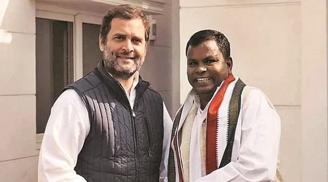 ഛത്തിസ്ഗഢില് ആദിവാസി സ്ത്രീ കൊല്ലപ്പെട്ടത് വ്യാജ ഏറ്റുമുട്ടലിലെന്ന് സംസ്ഥാന മന്ത്രി; കോണ്ഗ്രസ് സര്ക്കാരിന്റെ വിശ്വാസ്യത ഇല്ലാതാക്കുമെന്ന് മുഖ്യമന്ത്രിക്ക് മുന്നറിയിപ്പ്