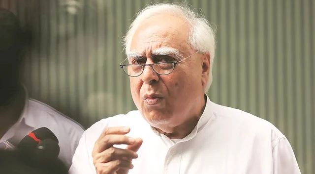 ‘നിങ്ങൾ വേരോടെ പിഴുതത് ഭീകരവാദികളെയോ അതോ മരങ്ങളോ?’; മോഡി സര്ക്കാരിനെതിരെ വിമര്ശനവുമായി സിദ്ധു