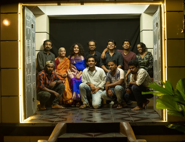 എണ്പത്തിയെട്ടാം വയസ്സില് അമ്മമ്മയുടെ സംഗീത ആല്ബമൊരുക്കി കൊച്ചുമക്കള്; യൂട്യൂബില് ഹിറ്റായി ‘നാന് ഒരു വിളയാട്ട് ബൊമ്മയാ’