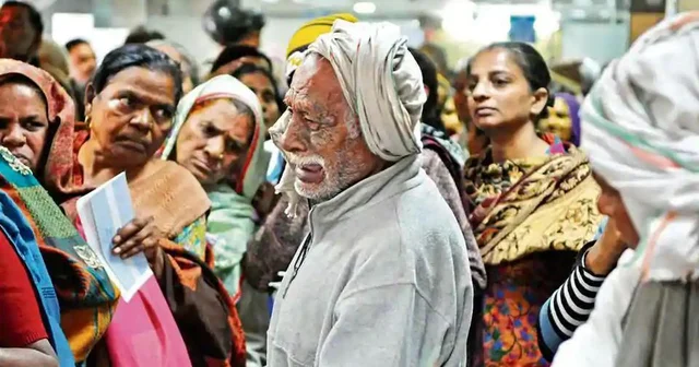 വരിയില് നിന്ന് തളര്ന്നവരുടെ ചോദ്യങ്ങള്ക്ക് മറുപടി വേണം; മോഡീ ഓഡിറ്റ് 03