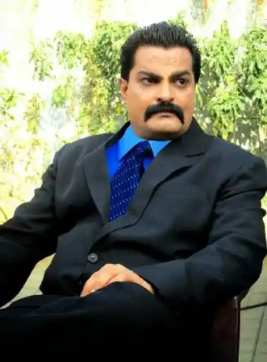 एक्टर रॉकी वर्मा