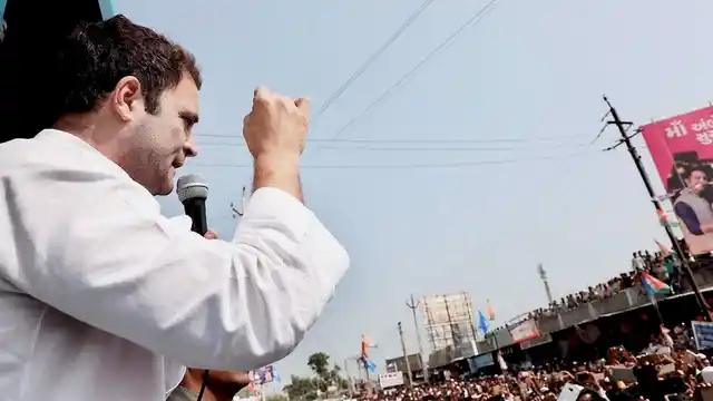 गुजरात में राहुल गांधी