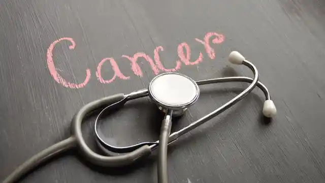कैंसर से बचाव के लिए लाइफस्टाइल पर ध्यान दें 